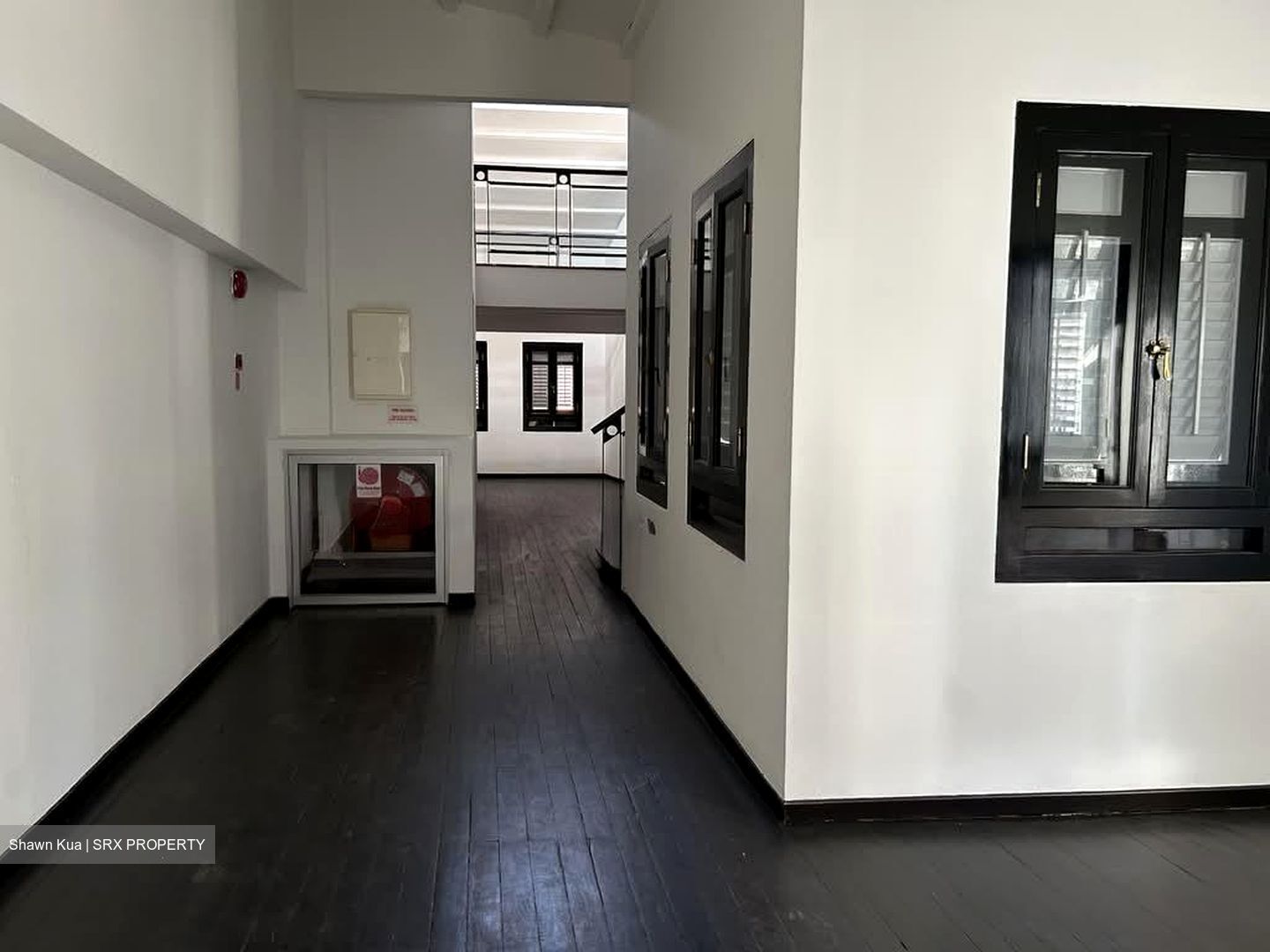 Jalan Pisang (D7), Office #578550481